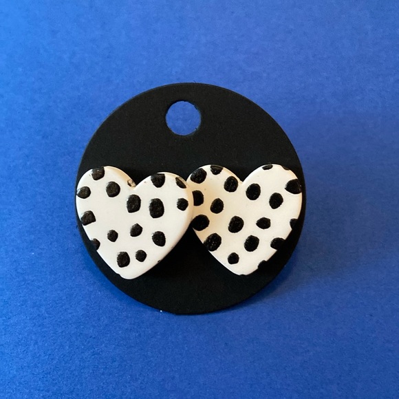 Dotted Heart Earrings - Picture 1 of 1